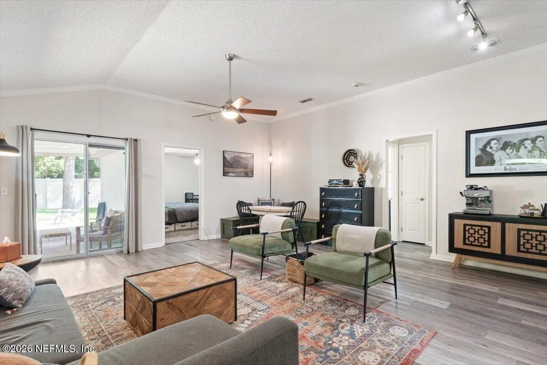 Photo of 7611 LEAFY FOREST Way