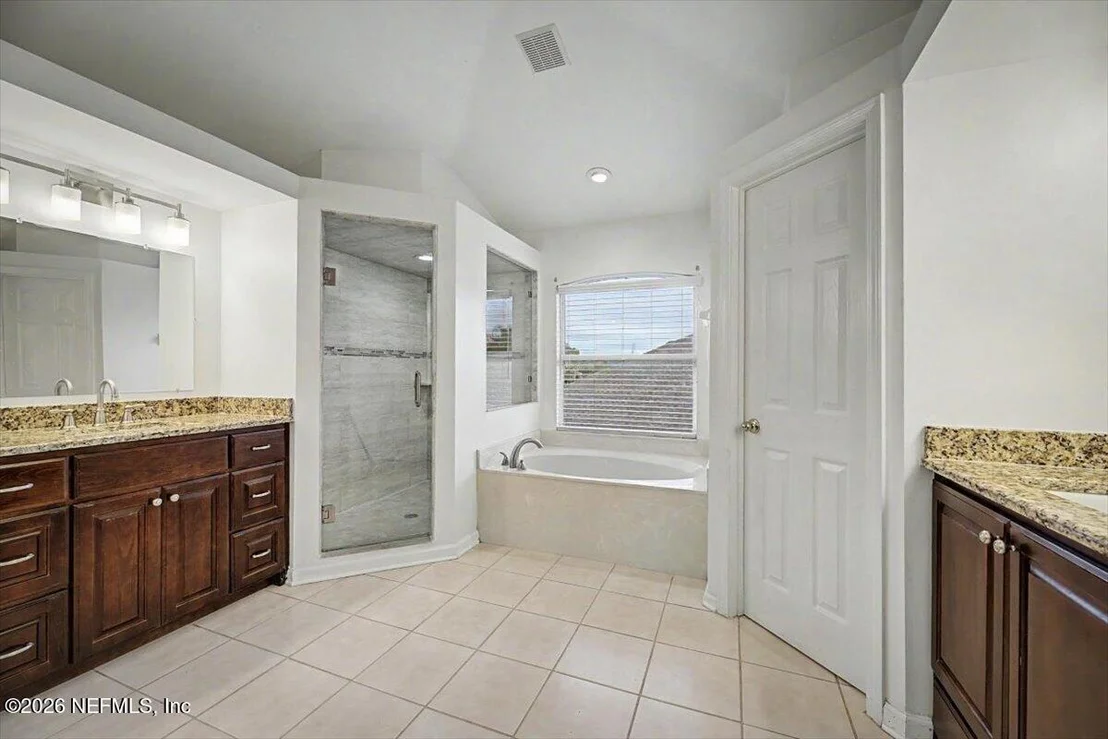 Photo of 112 PRINCE PHILLIP Drive