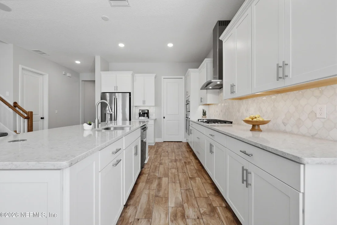 Photo of 232 UNION HILL Drive