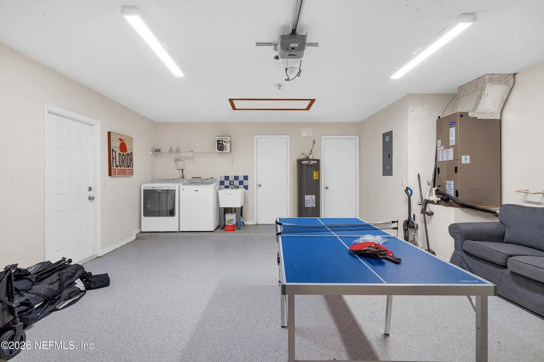 Photo of 404 FOURTEENTH Street