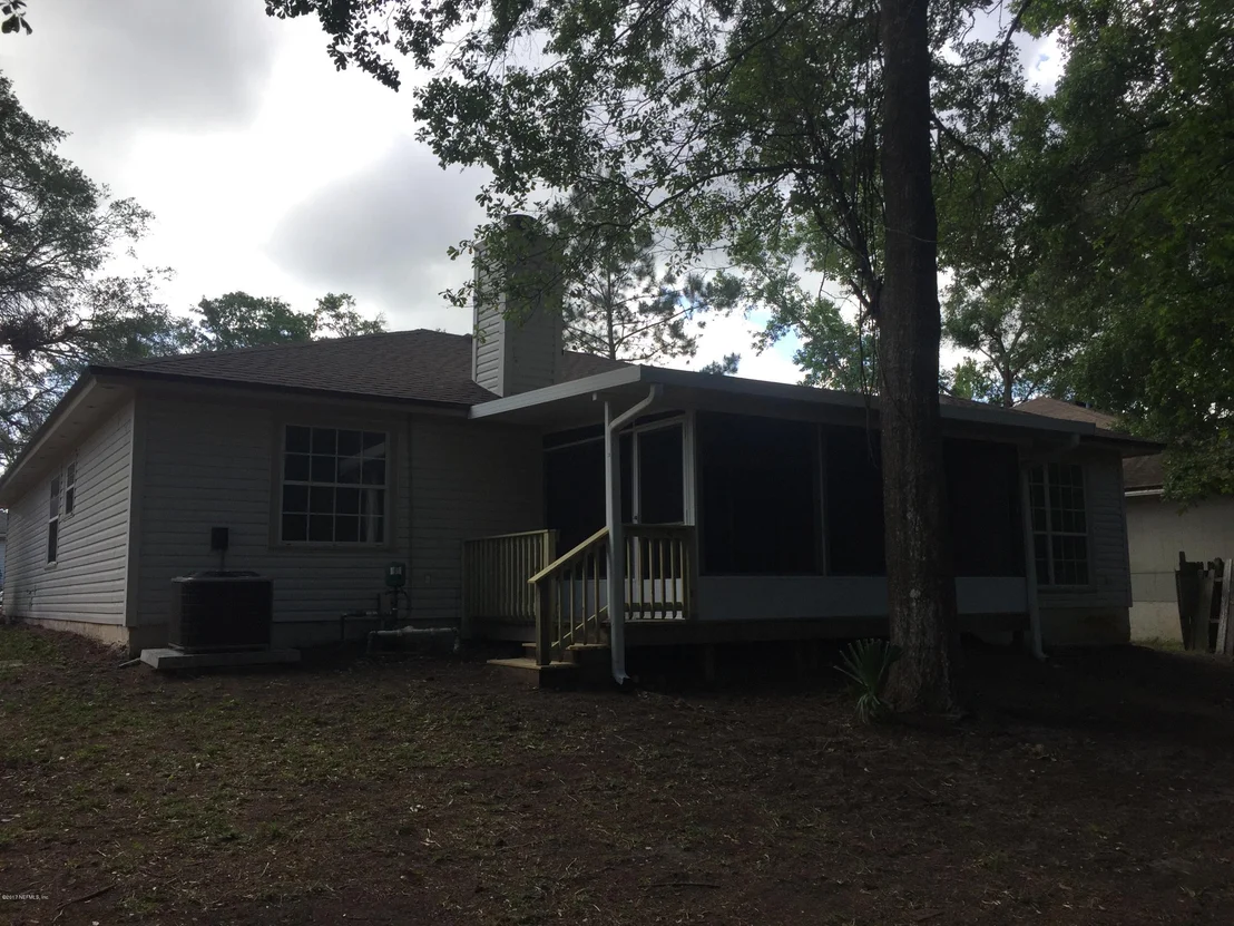 Photo of 952 LONG LAKE Drive