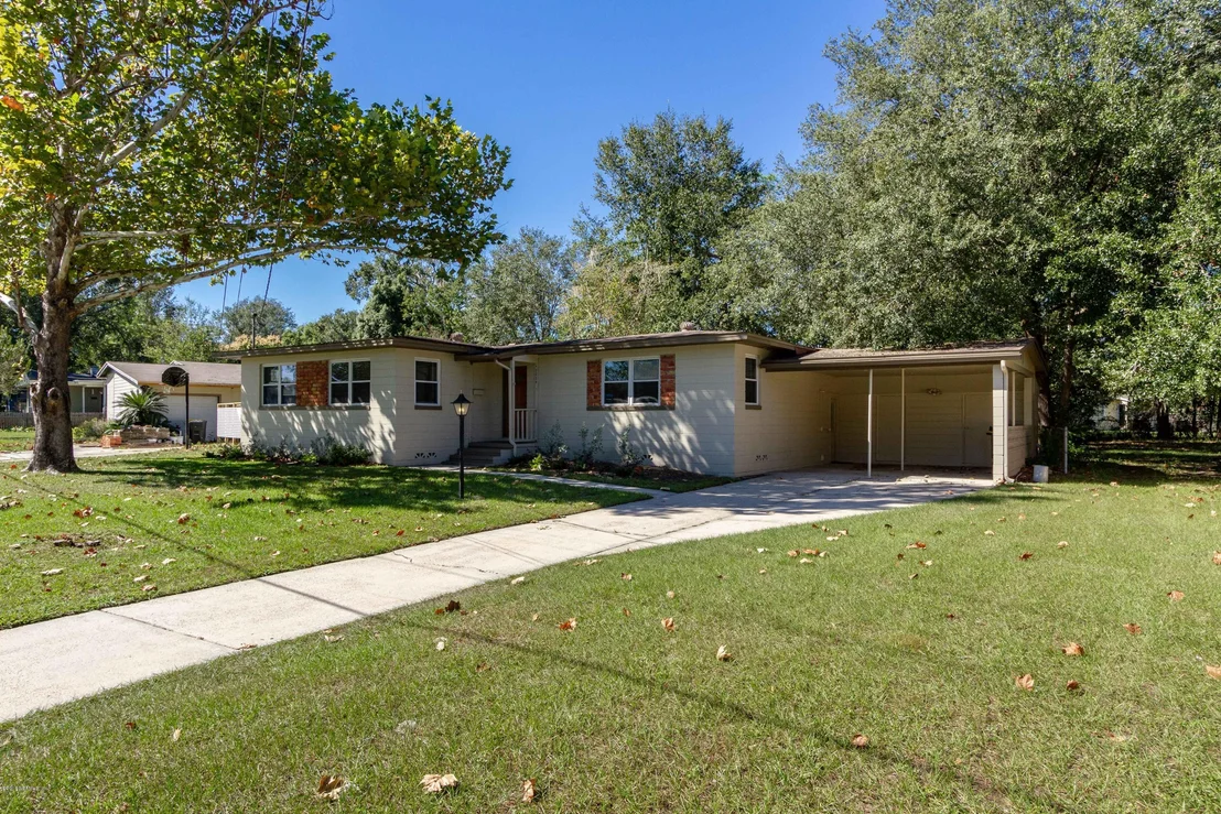 Photo of 7234 PINEVILLE Drive