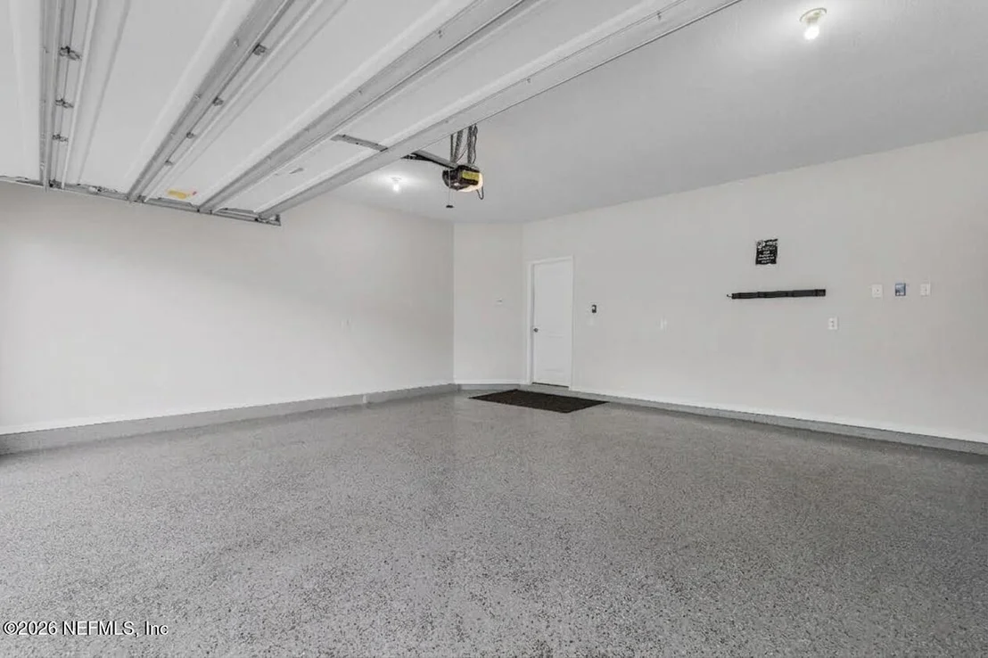 Photo of 226 TOWER Court