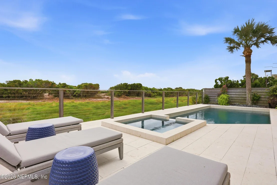 Photo of 688 OCEAN PALM Way