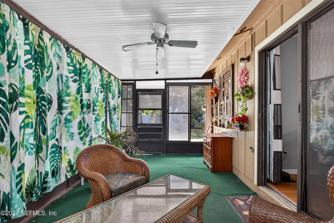 Photo of 8005 FLEUR DE LIS Drive