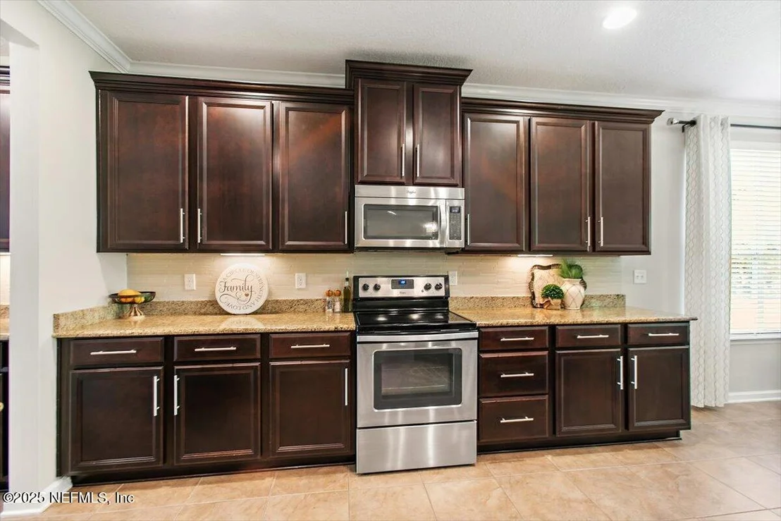 Photo of 294 WILLOW WINDS Parkway