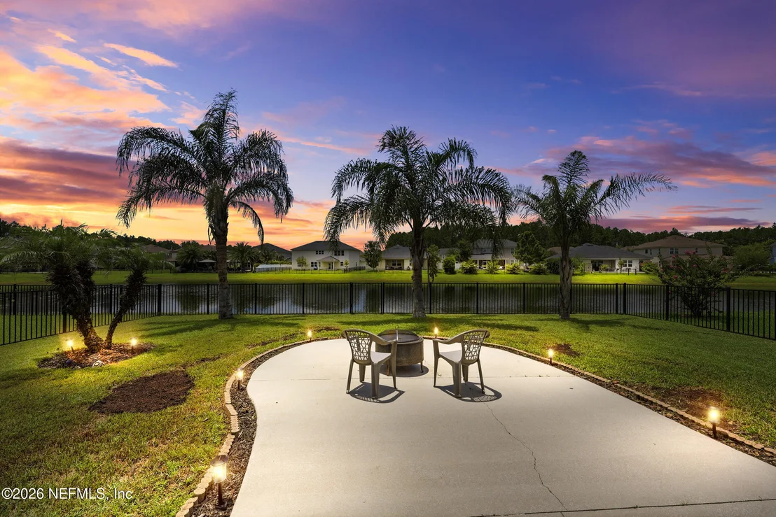 Photo of 733 TRELLIS BAY Drive
