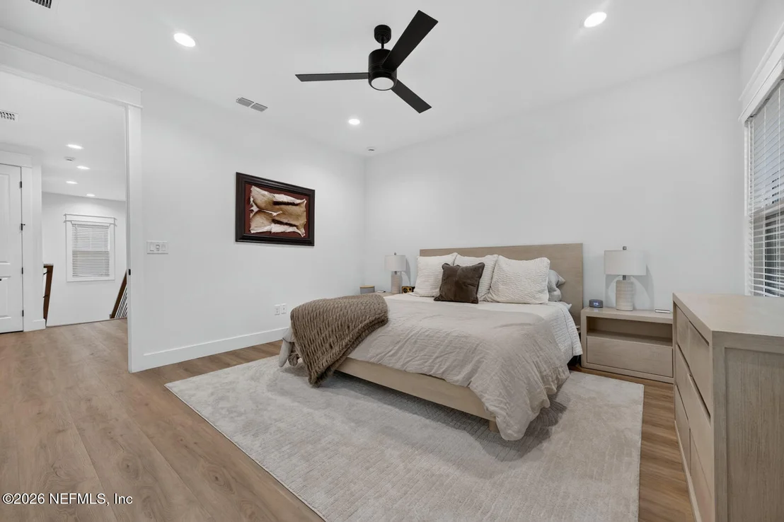 Photo of 904 BARBARA Lane