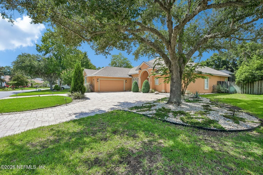 Photo of 1698 MARGARETS WALK Road