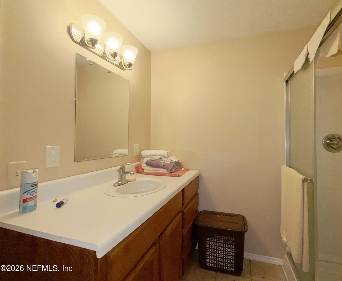 Photo of 104 HELEN Avenue