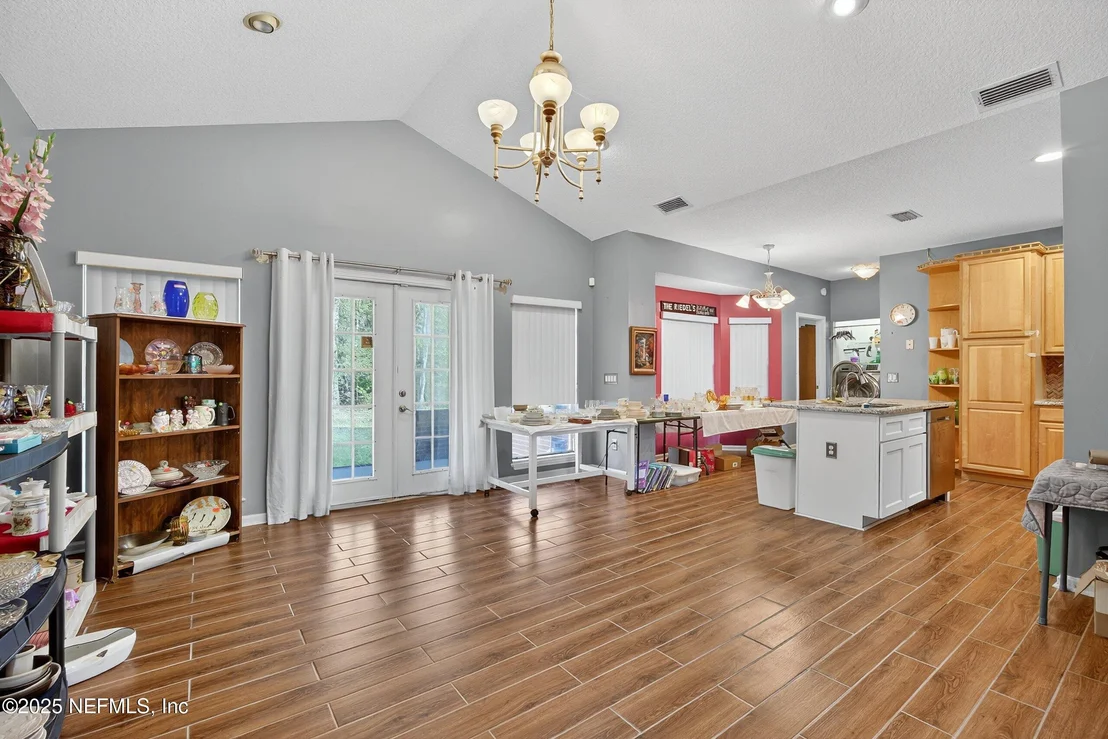 Photo of 11319 SIMMONS Road
