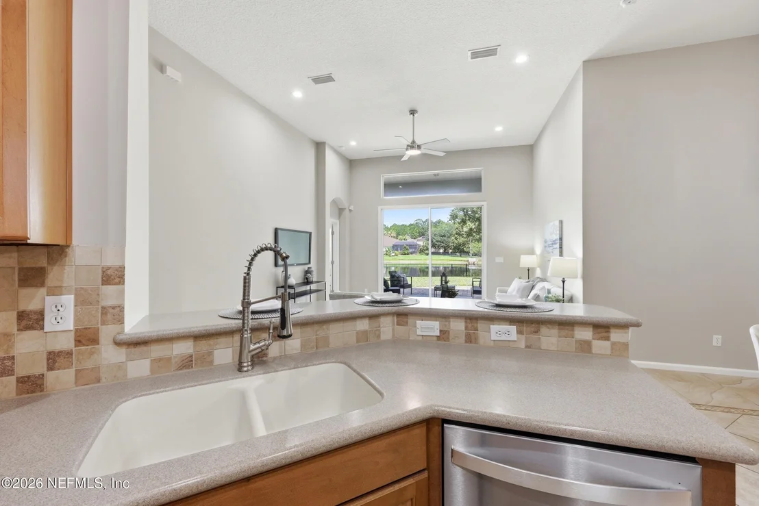 Photo of 14218 BIG SPRING Street
