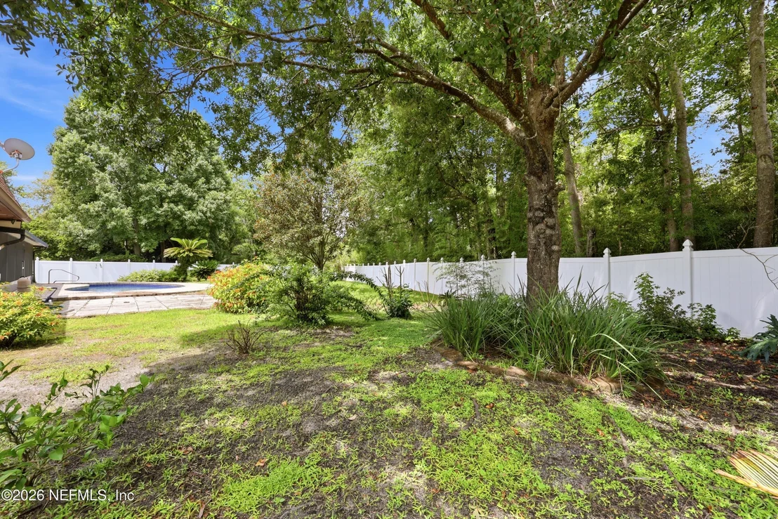 Photo of 6151 GRAYLING Drive