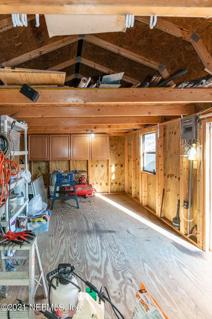Photo of 4443 BEVERLY Avenue