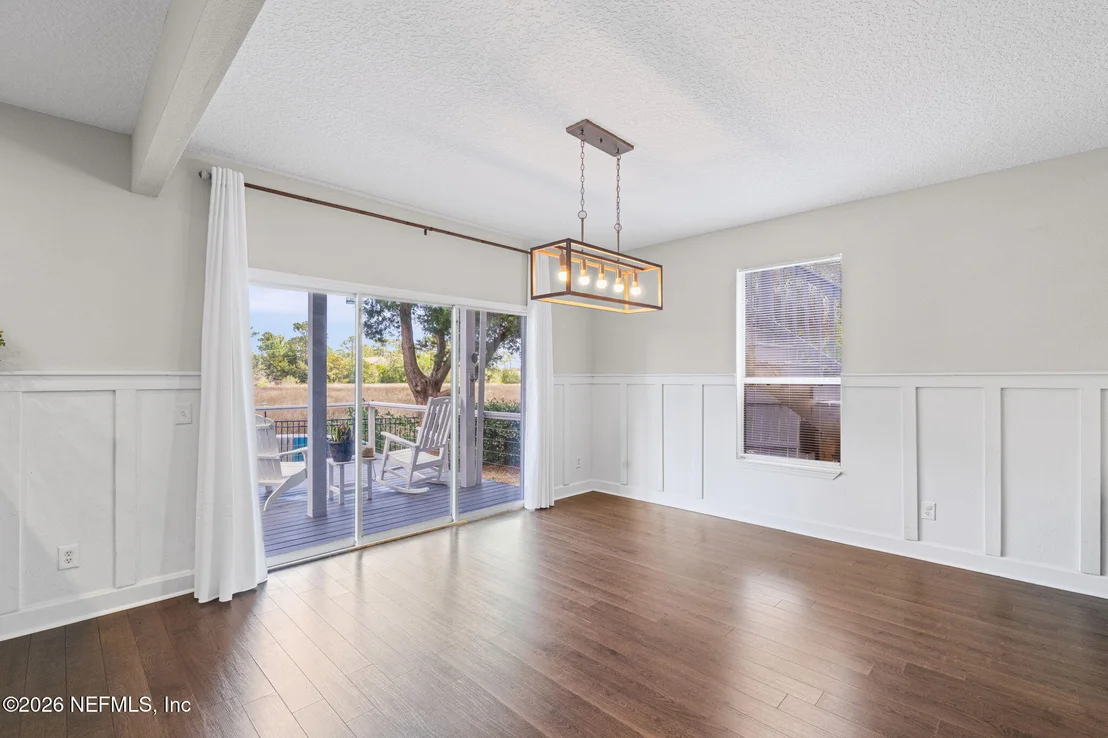 Photo of 3306 LEWIS SPEEDWAY