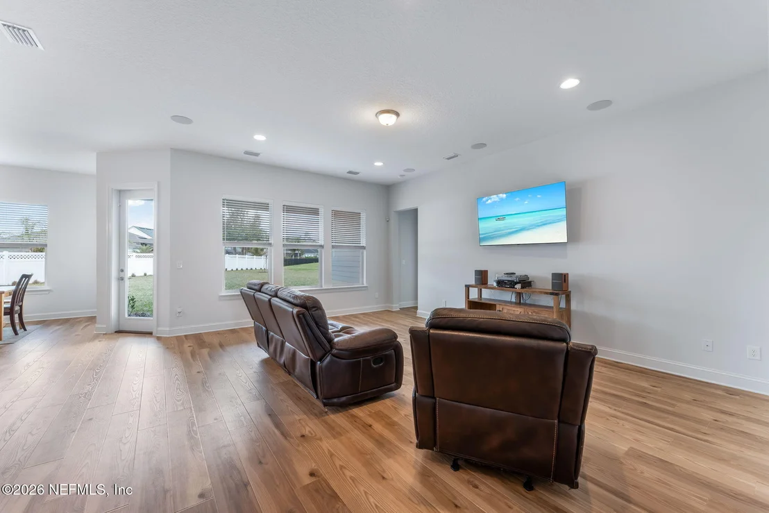 Photo of 281 PINE GROVE Point