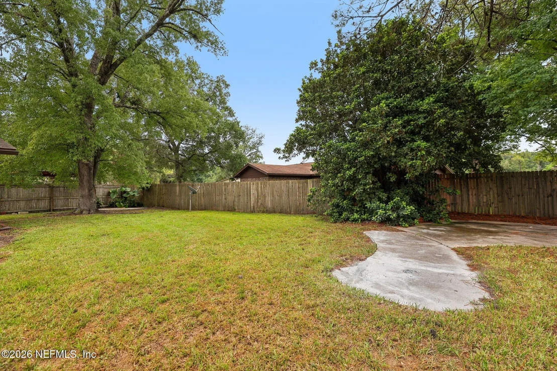 Photo of 8364 POINTER Drive N