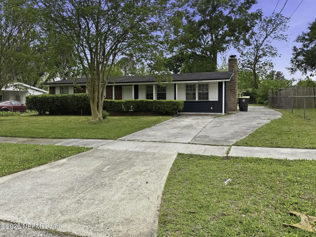 Photo of 7632 HILLSIDE Drive