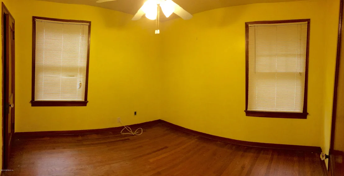 Photo of 1340 AZALEA Drive