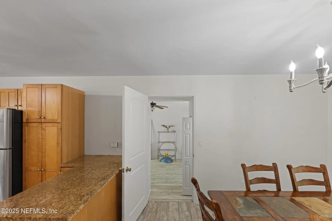 Photo of 303 SE 3RD Avenue