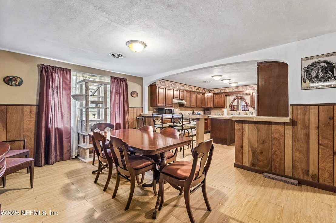 Photo of Unit C at 5705 COUNTY ROAD 208
