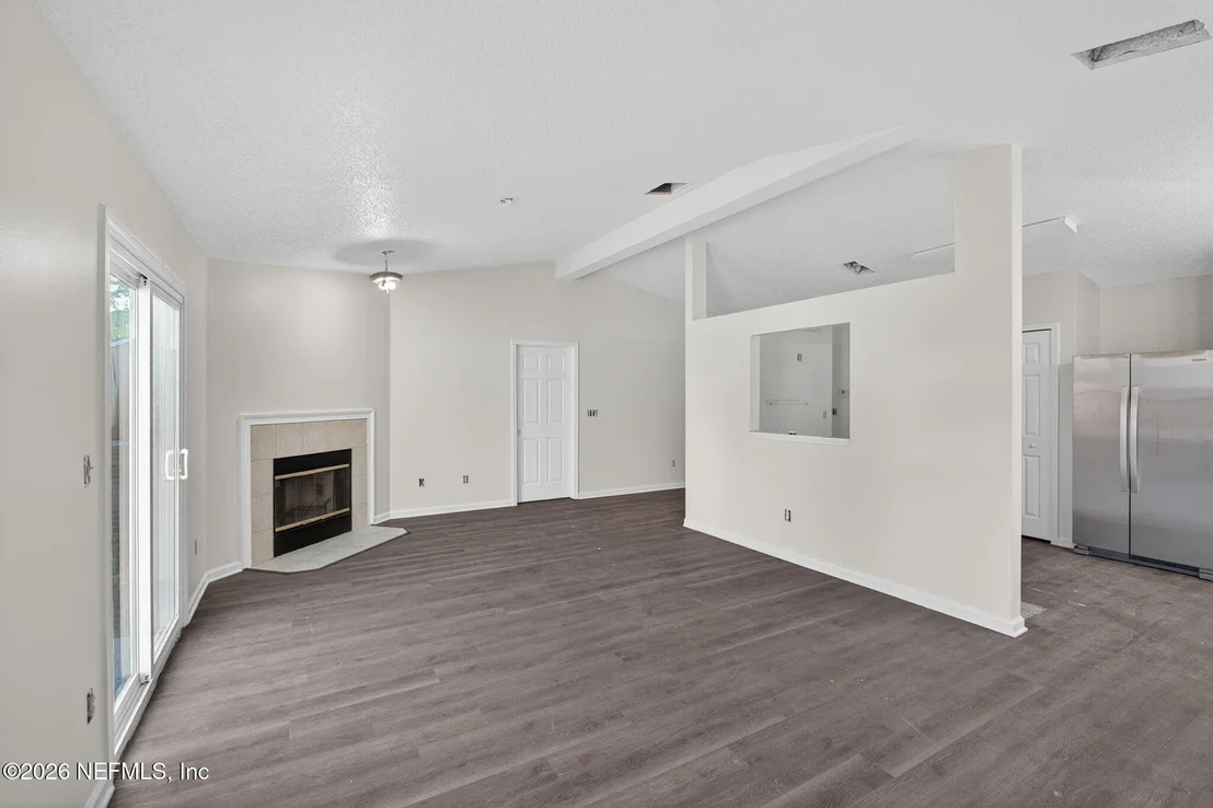 Photo of 6941 PLEASURE Way
