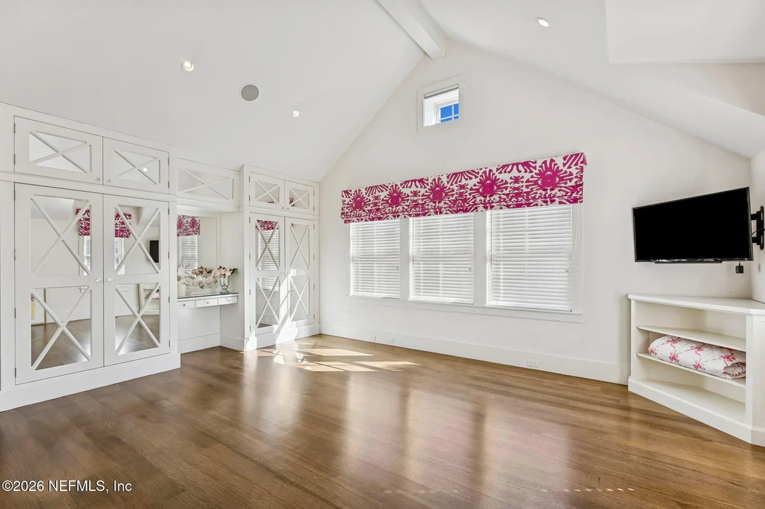 Photo of 357 12TH Street