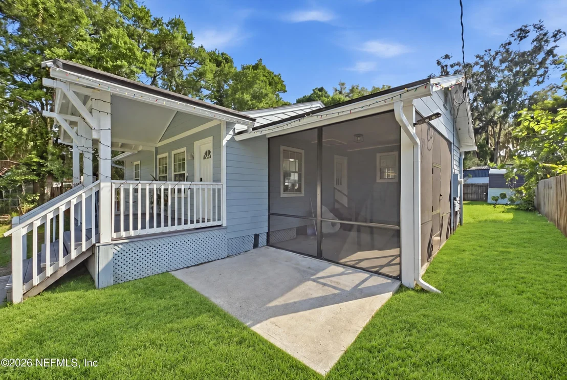 Photo of 1745 HILLTOP Boulevard