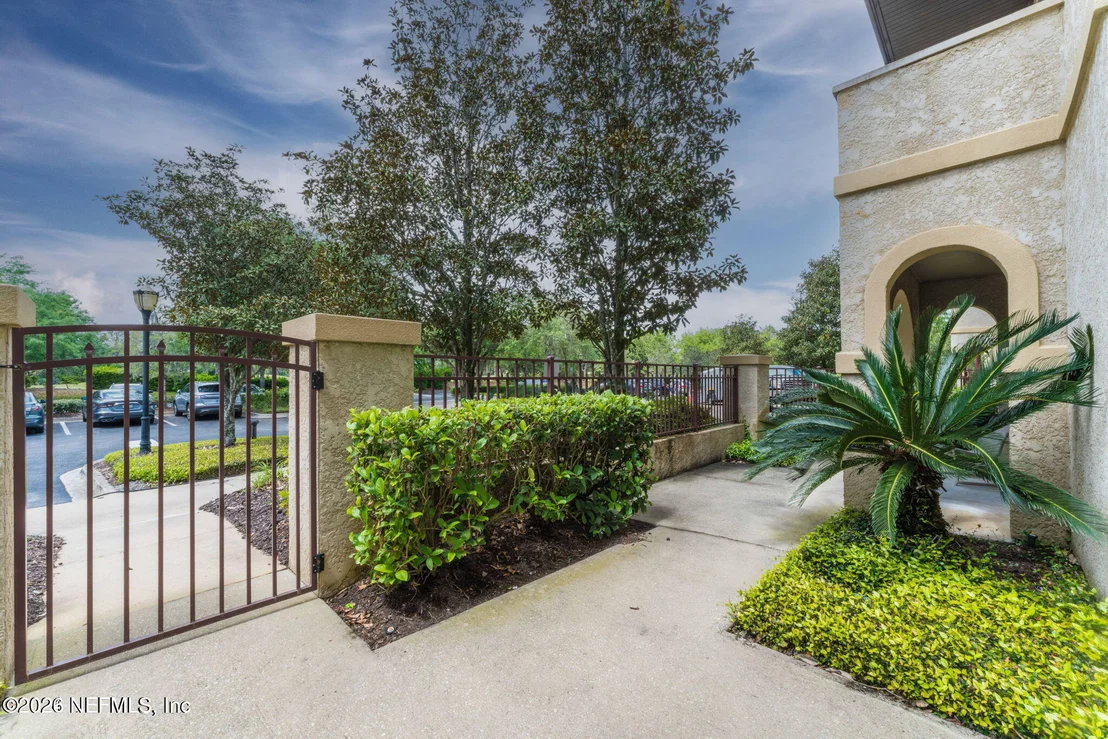Photo of Unit 106 at 965 REGISTRY Boulevard