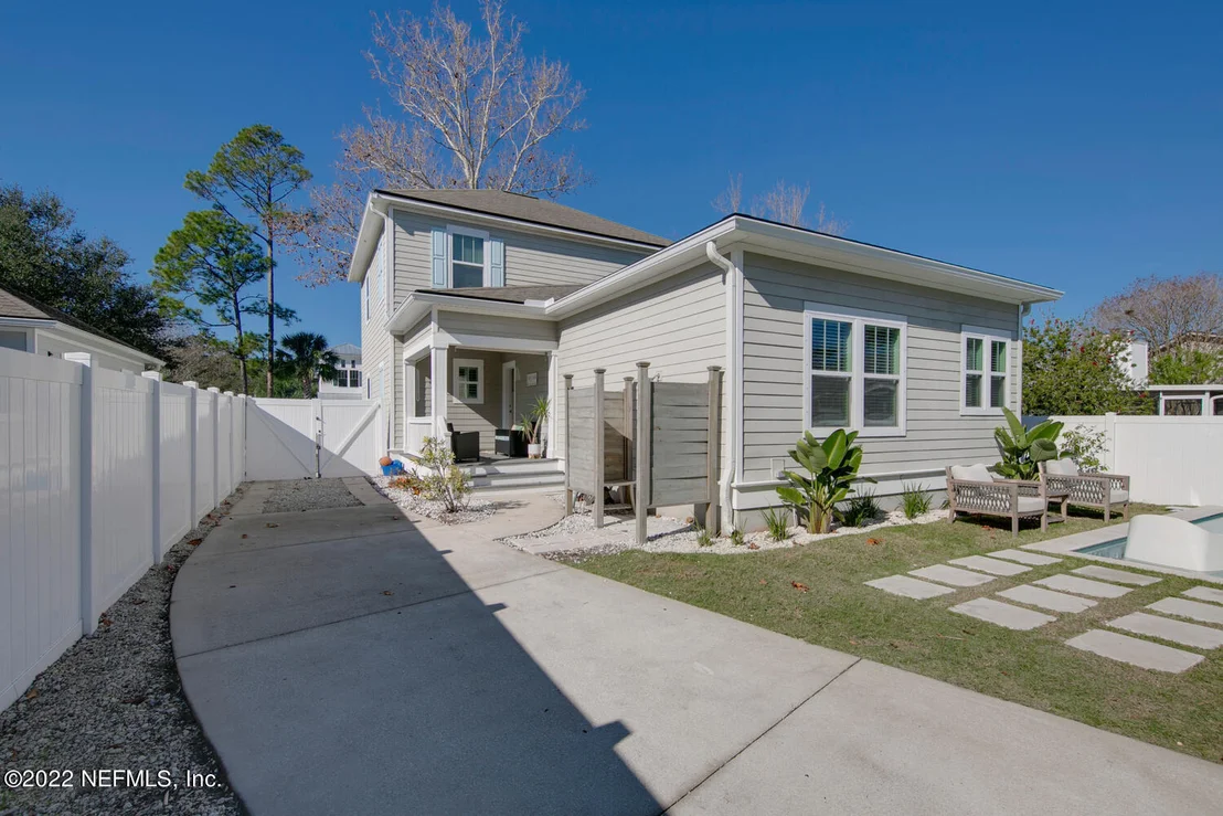 Photo of 3939 PALM Way