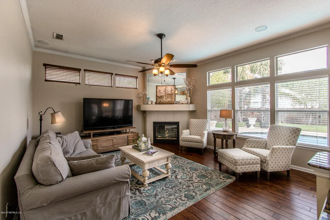 Photo of 1884 BLUEBONNET Way