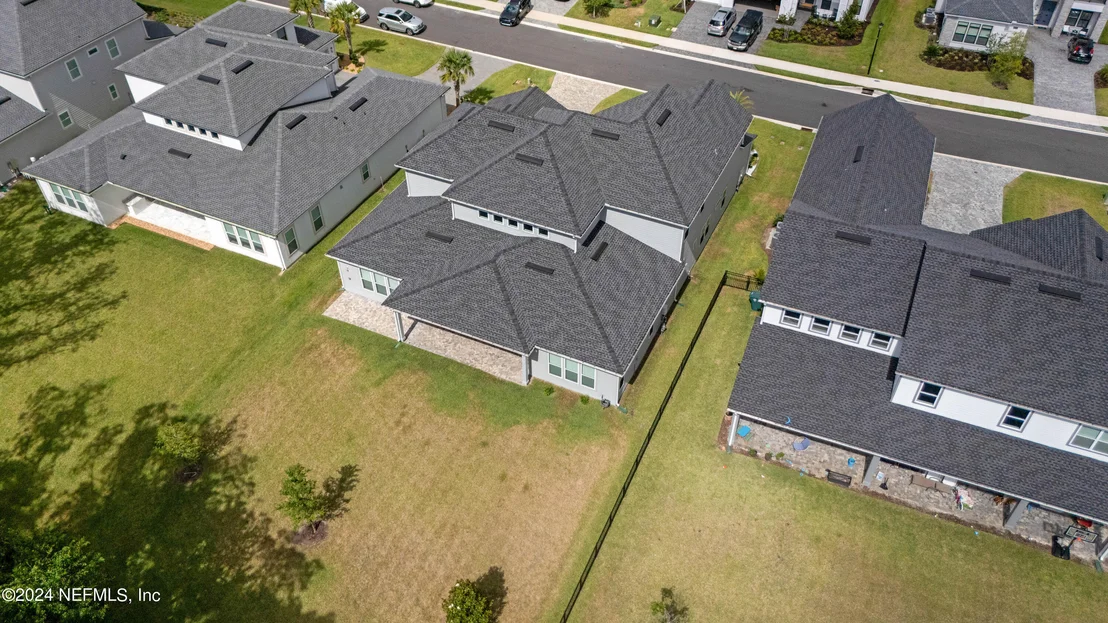 Photo of 10511 SILVERBROOK Trail