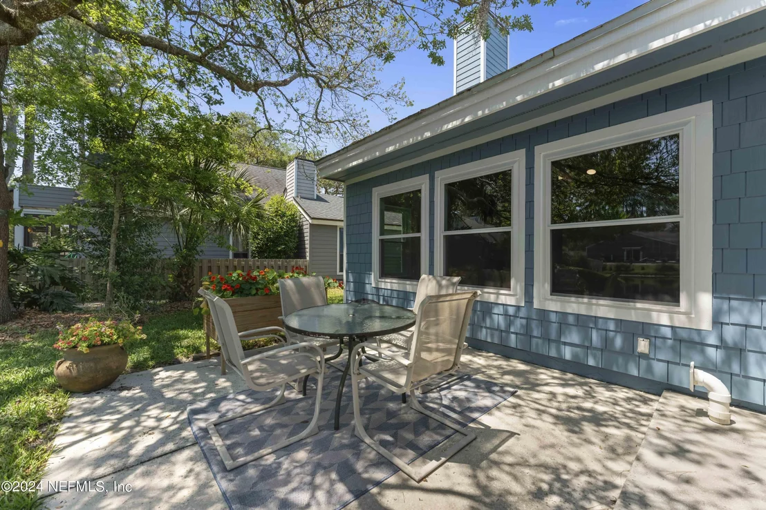 Photo of 502 CALI Drive