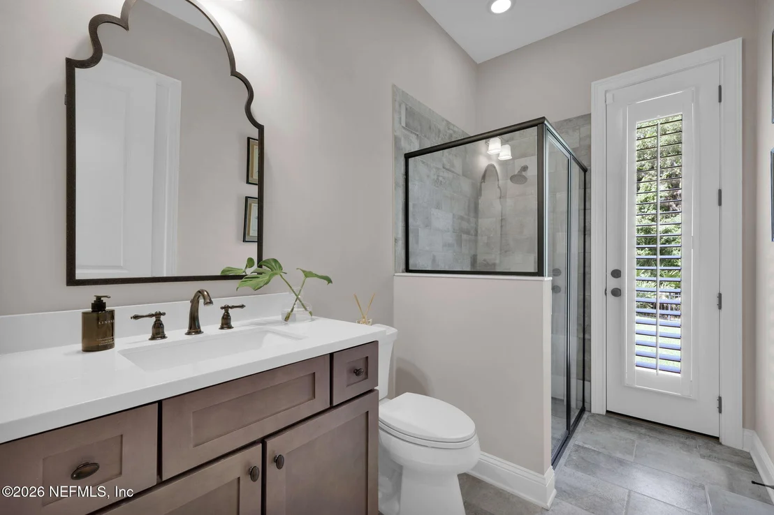 Photo of 122 SENORA Court