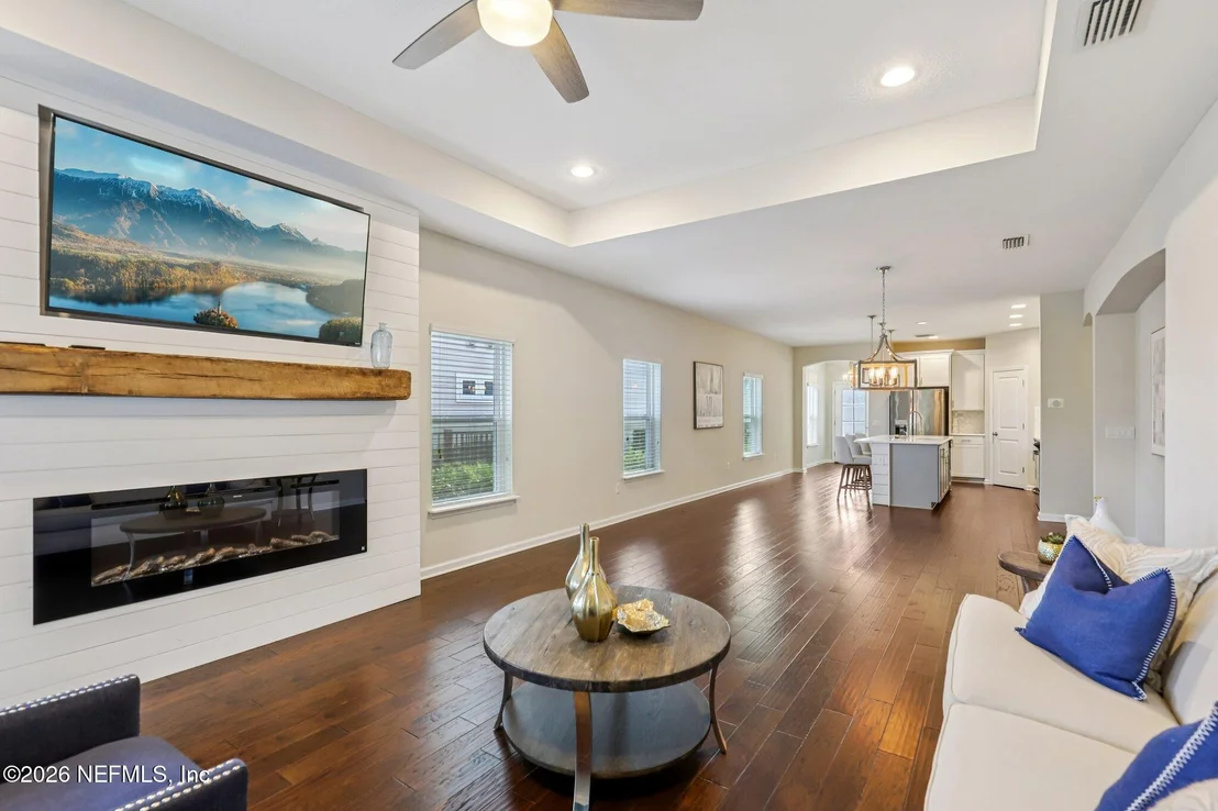 Photo of 186 CONCAVE Lane