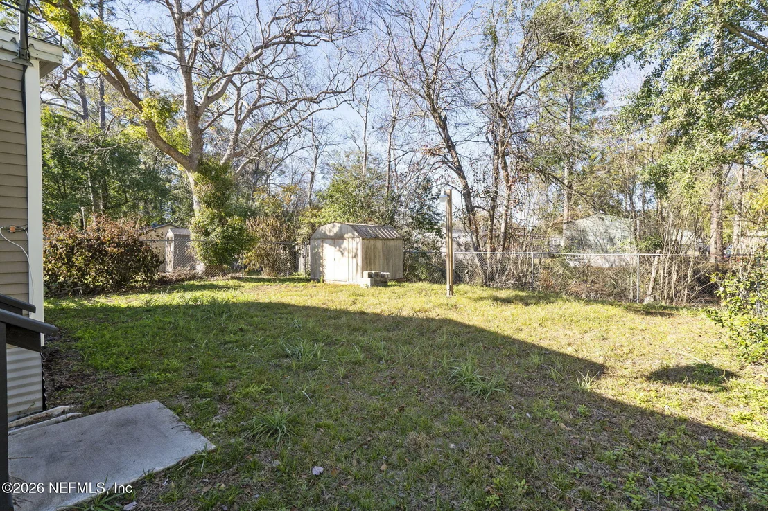 Photo of 8145 MAPLE Street