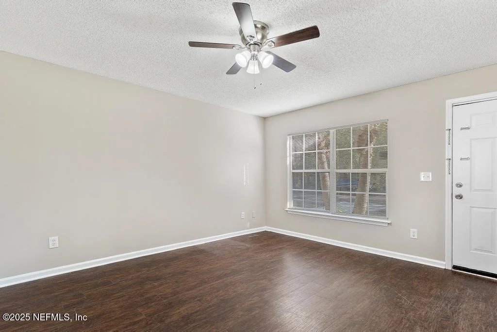 Photo of 7652 BRONSON Lane