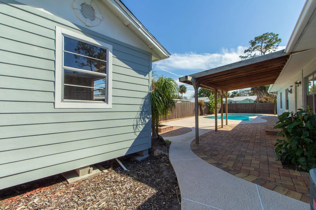 Photo of 705 PALM TREE Road