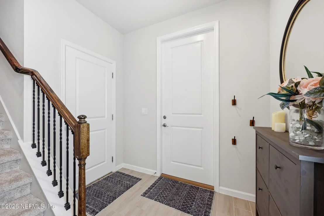 Photo of 253 TOWER Court