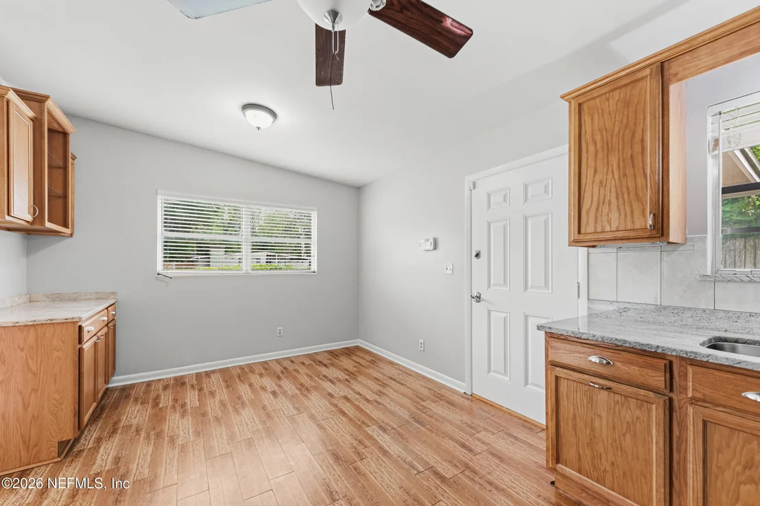Photo of 6929 ROLLO Road