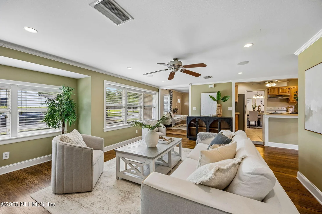 Photo of 5448 DIAZ Place