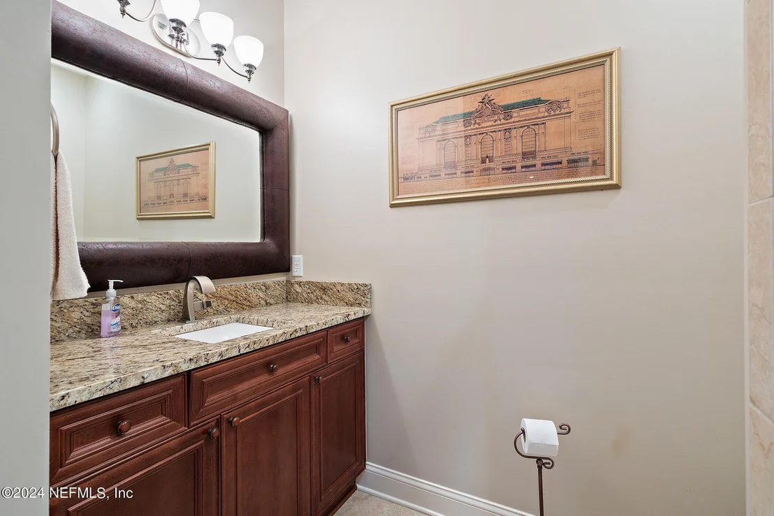 Photo of 329 SUMMERSET Drive