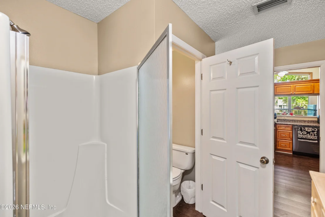Photo of 5930 ISLAND Road