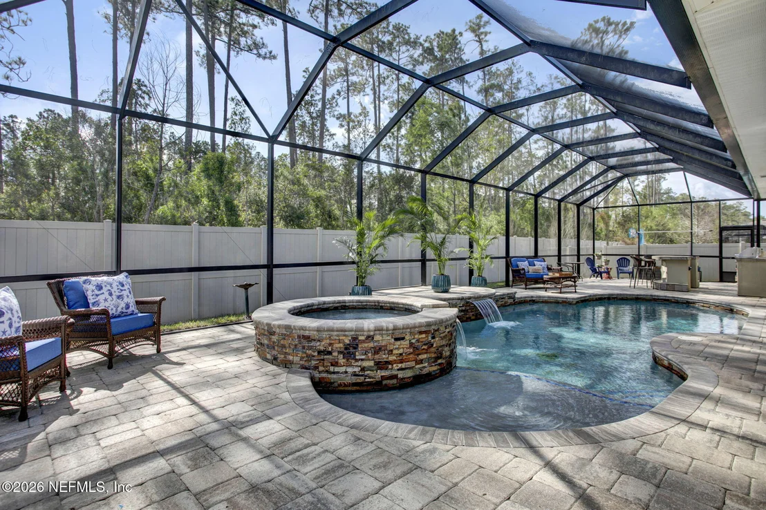 Photo of 77 MANOR Lane