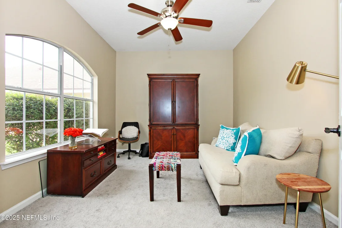 Photo of 1121 ANDREA Way