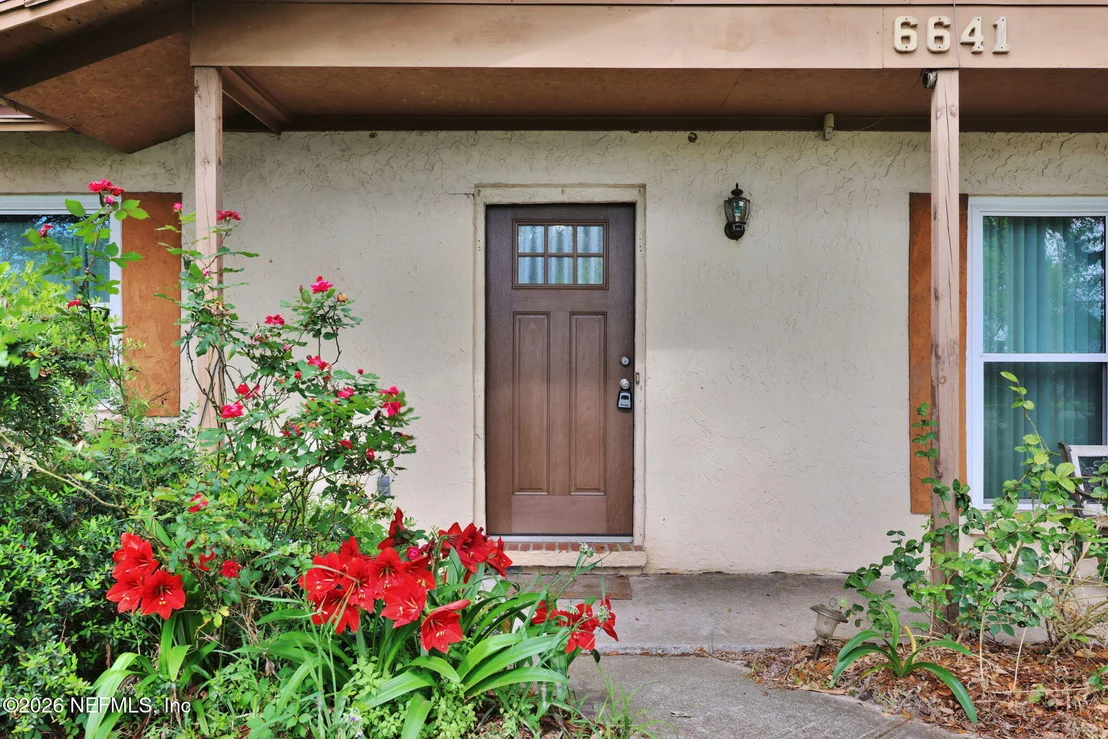 Photo of 6641 RAMOTH Drive