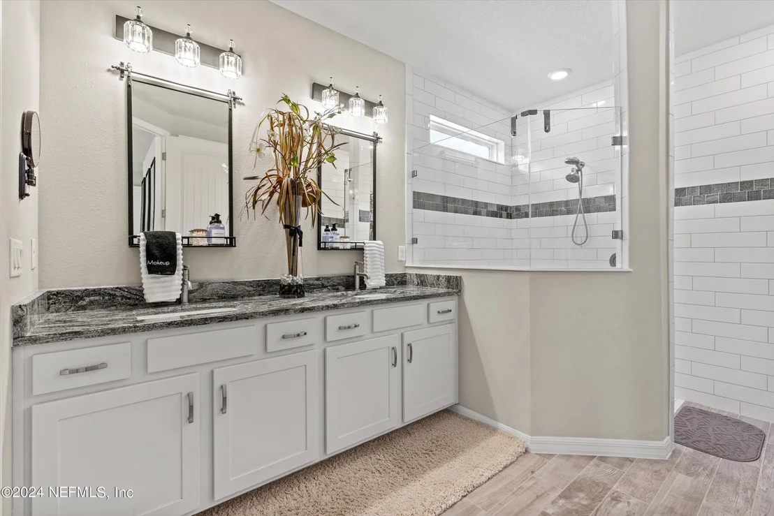 Photo of 11166 TOWN VIEW Drive