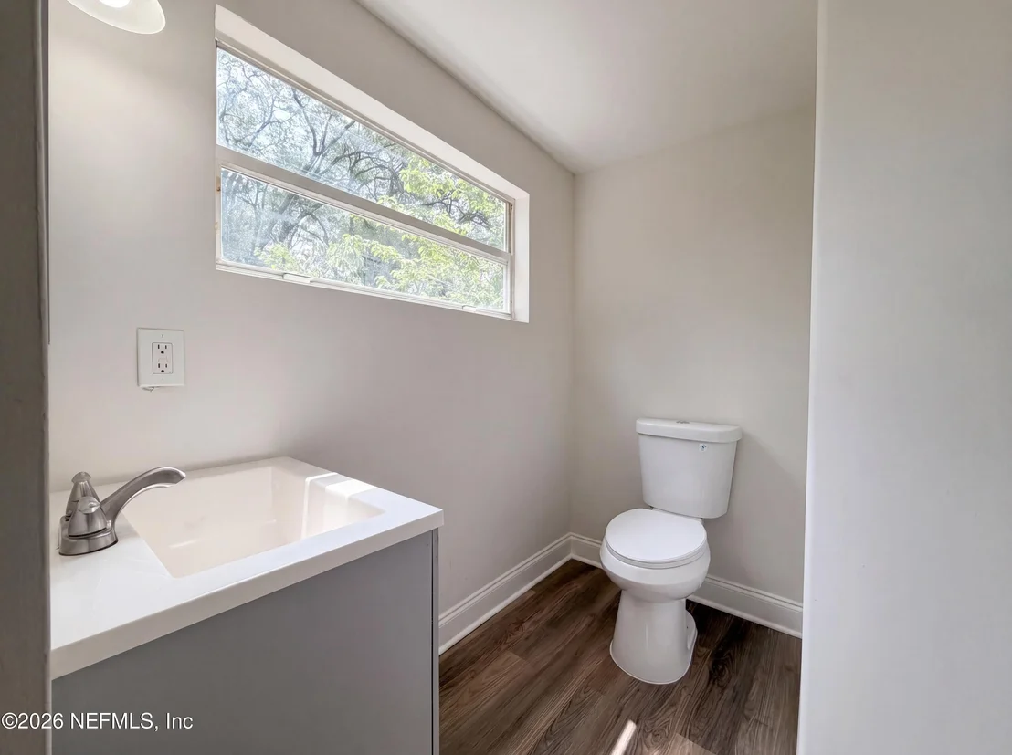 Photo of 7008 THURSTON Road