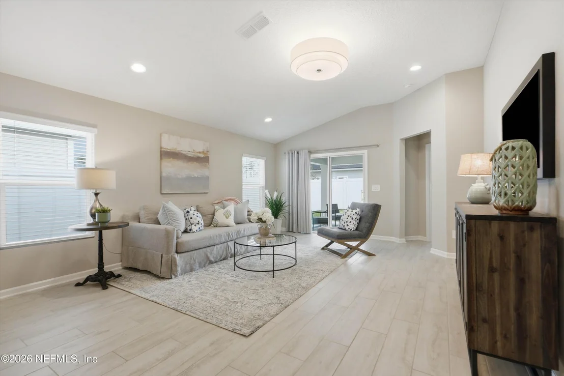 Photo of 39 CARBONELL Place