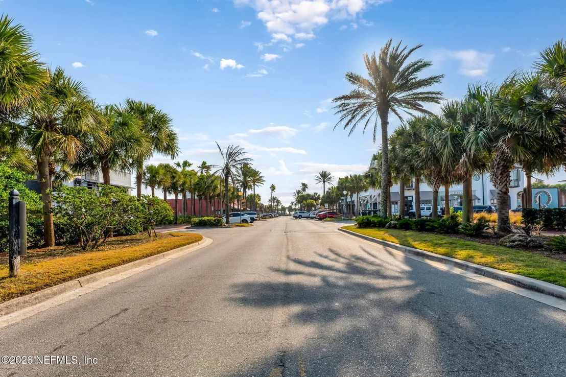 Photo of 1242 BEACH Avenue
